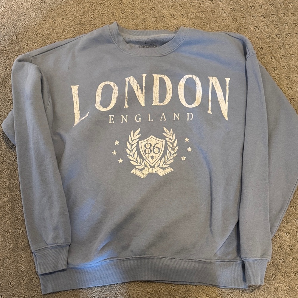 London England Graphic Crew Sweatshirt - Light Blue